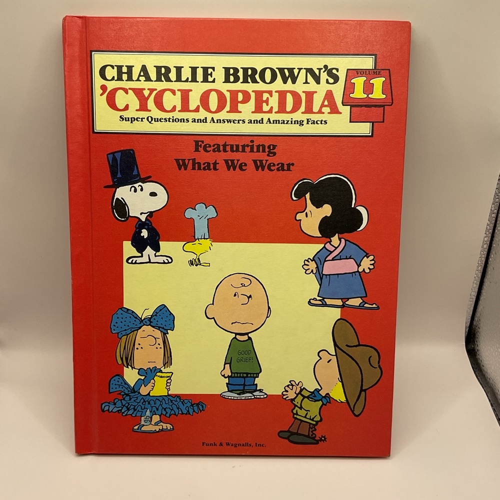 Charlie‎ Brown's (2x Bundle) Cyclopedia Vol 11 & 13 What We Wear & Machines